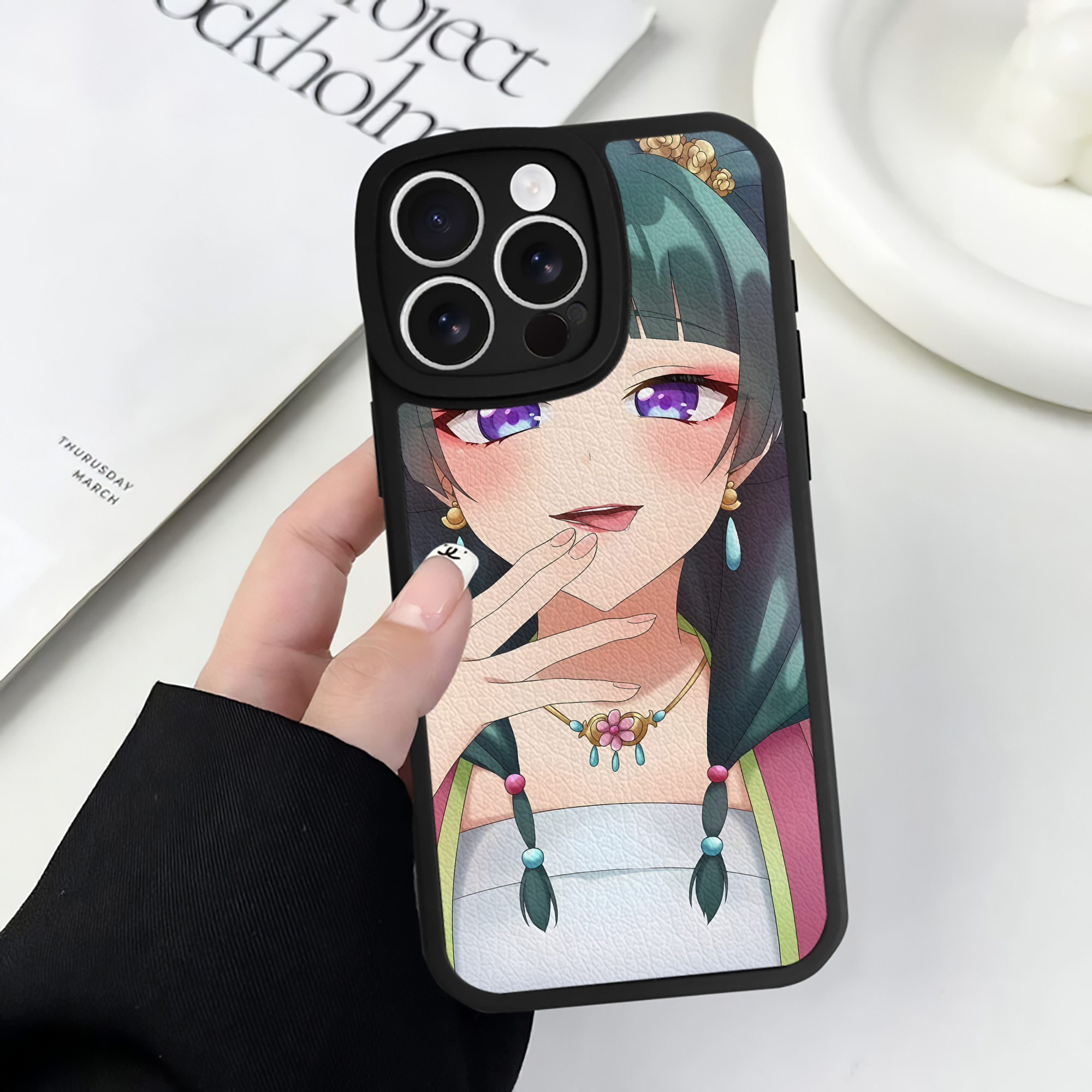 （画像用） 薬屋のひとりごと The Apothecary Diaries 【iPhone 16シリーズ対応】シリコンスマホケース（レザー調） 材質：シリコン